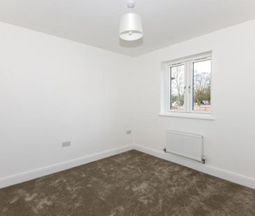 3 bedroom detached house to rent - Photo 5