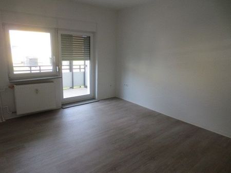 Das Glück hat ein Zuhause: Frisch renovierte 3,5, Zimmerwohnung - Foto 3