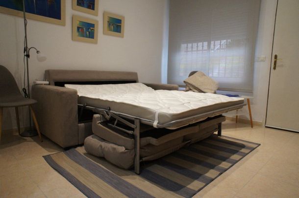 Estudio de alquiler en Calle las Naciones, Parque de la Paloma - Photo 1