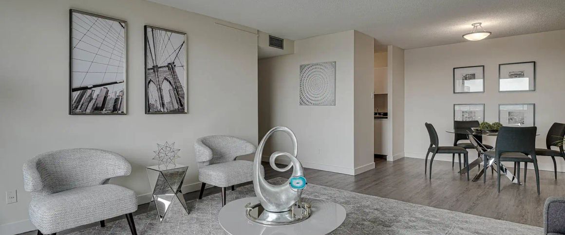 Carlton Tower — 1 Bedroom - Photo 1
