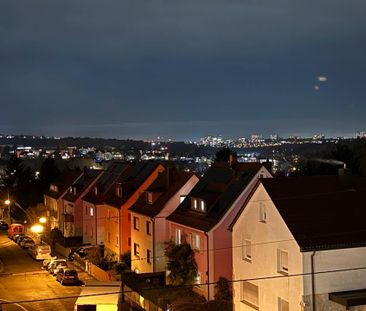 Altbaucharme: Geräumige, möblierte 2 Zimmer-Wohnung mit Küche - Photo 6