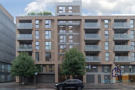 Norman Road, London, SE10 - Three Bedroom Flat To Rent - £634pw / £2,750pcm - Photo 5