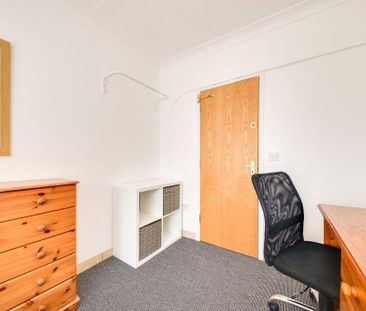 5 bedroom house to rent - Photo 3