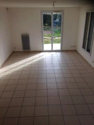 location Appartement T4 DE 84.8m² À MORIERES LES AVIGNON - Photo 1