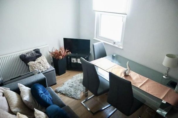 1 bedroom end of terrace house to rent - Photo 1