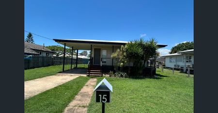 FRESHLY PAINTED INSIDE AND OUT! AVAILABLE NOW, MORE PHOTOS COMING SOON! - Photo 5