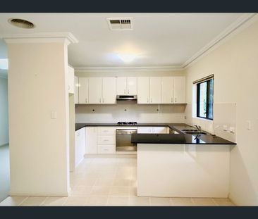 4/124 Morts Road, Mortdale, NSW 2223 - Photo 4