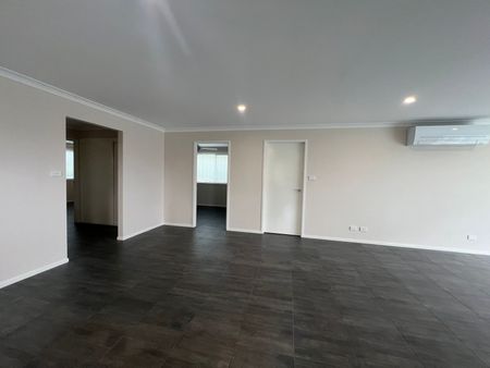 Home For Rent - Photo 5