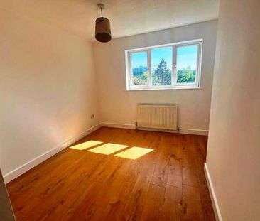 Tything Mews, Newent, GL18 - Photo 2