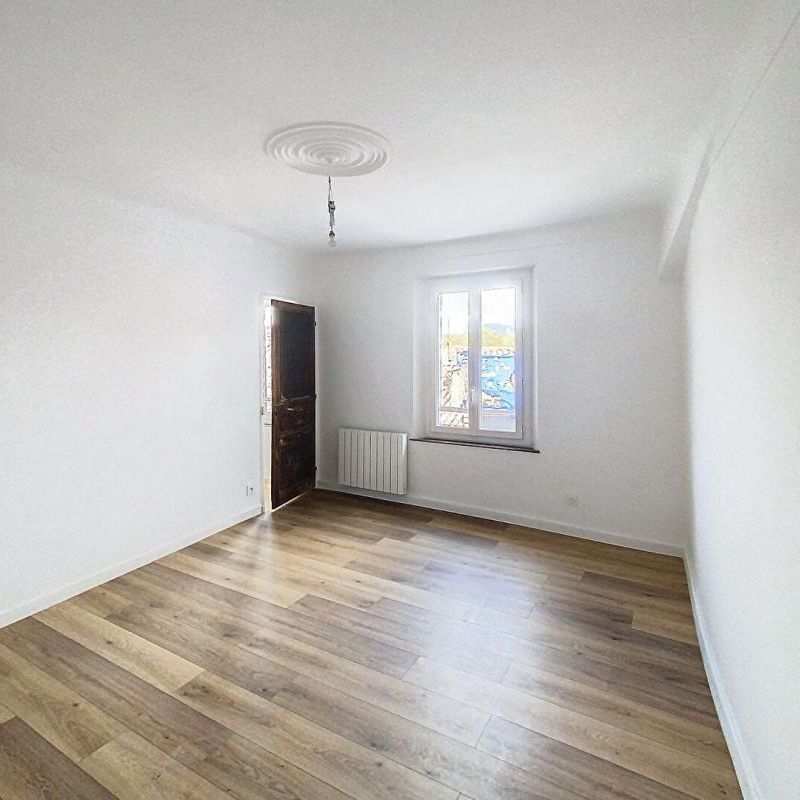 Location Appartement 1 pièce Meublé 19m² BRIGNOLES 83170 - Photo 1