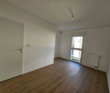 Location Appartement 2 pièces 39m² TOURS 37100 - Photo 4