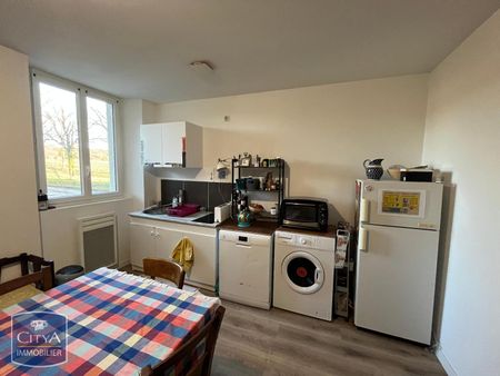 Location Maison 2 pièces 29m² CAGNAC LES MINES 81130 - Photo 3