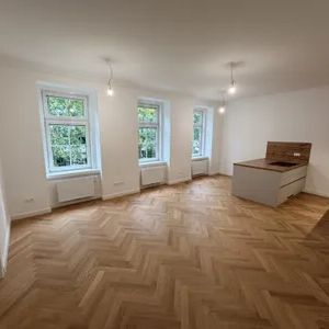 Hochwertiger Altbau-Erstbezug | 3 Zimmer | Grünlage | Heiz- und Warmwasser-Akonto inkludiert - Photo 1