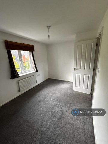 2 bedroom terraced house to rent - Photo 2