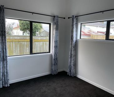 WOW on Worcestor! - Photo 5