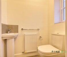 3 BEDROOM House - Mid Terrace - Photo 6