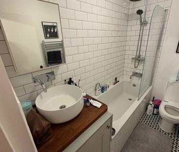 1 Bed Flat, Ark Court, N16 - Photo 2
