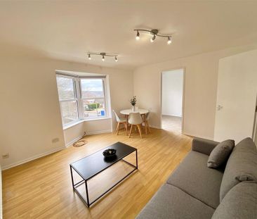2 bedroom apartment to rent - Photo 3