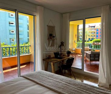 Luxury Apartment for rent in Sotogrande, Andalusia - Photo 2