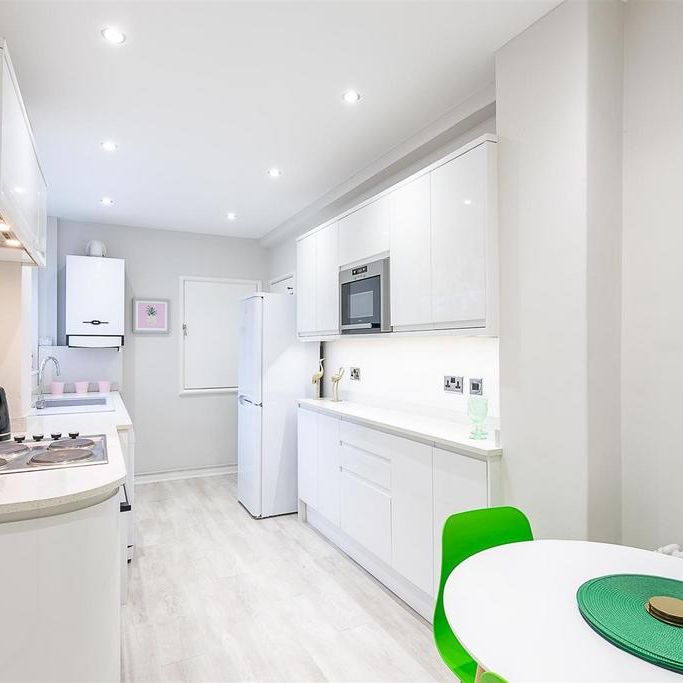 1 bedroom flat to rent - Photo 1