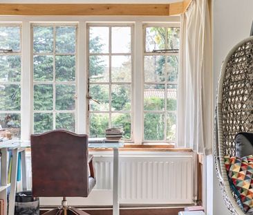 Tilford Road, Hindhead - 4 bedrooms Property for lettings - Seymours - Photo 2