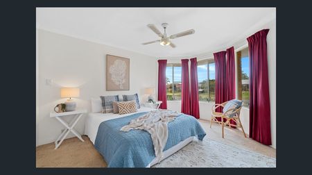 205 Currie St, Warnbro WA 6169 - House For Rent | Domain - Photo 5