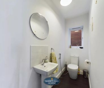 Bellerose Close, Bannerbrook Park, Coventry - Photo 1