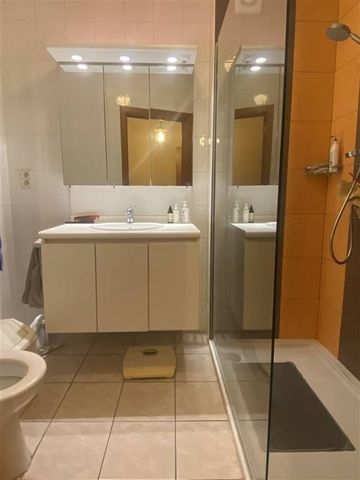 Appartement te huur - Foto 2