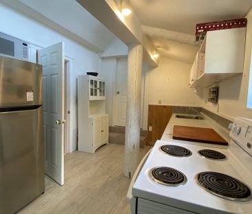 2367 Arbot Road – Upper - Photo 6