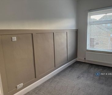 3 bedroom terraced house to rent - Photo 3