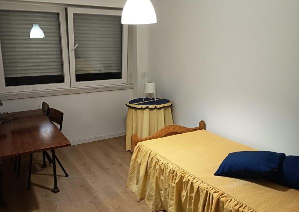 Quarto apartamento partilhado Lisboa Benfica Universidades