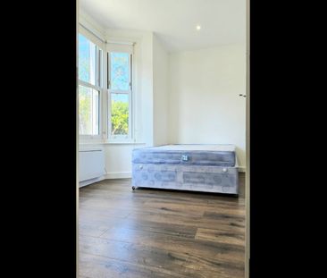 Studio Flat, Marsala Road, SE13 - Photo 1