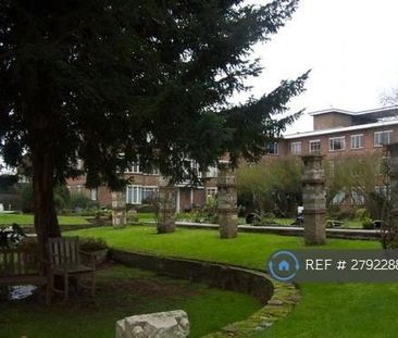 3 bedroom flat to rent - Photo 6