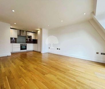 Oak End Way, Gerrards Cross, SL9 - Photo 2