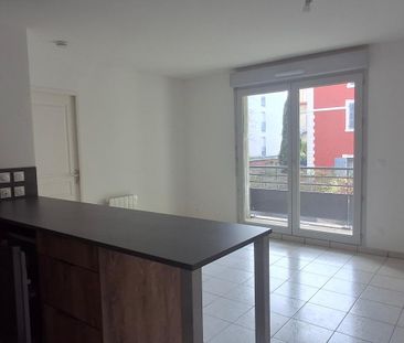 Location Appartement 2 pièces 36m² STE FOY LES LYON 69110 - Photo 6