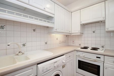 St Thomas Street, City Centre - Photo 4