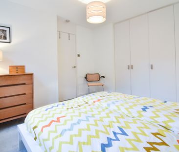 3 Bed End Terrace, Lords Close, SE21 - Photo 5