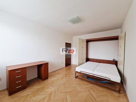 Pronájem bytu 2+1 72 m2 - Photo 4