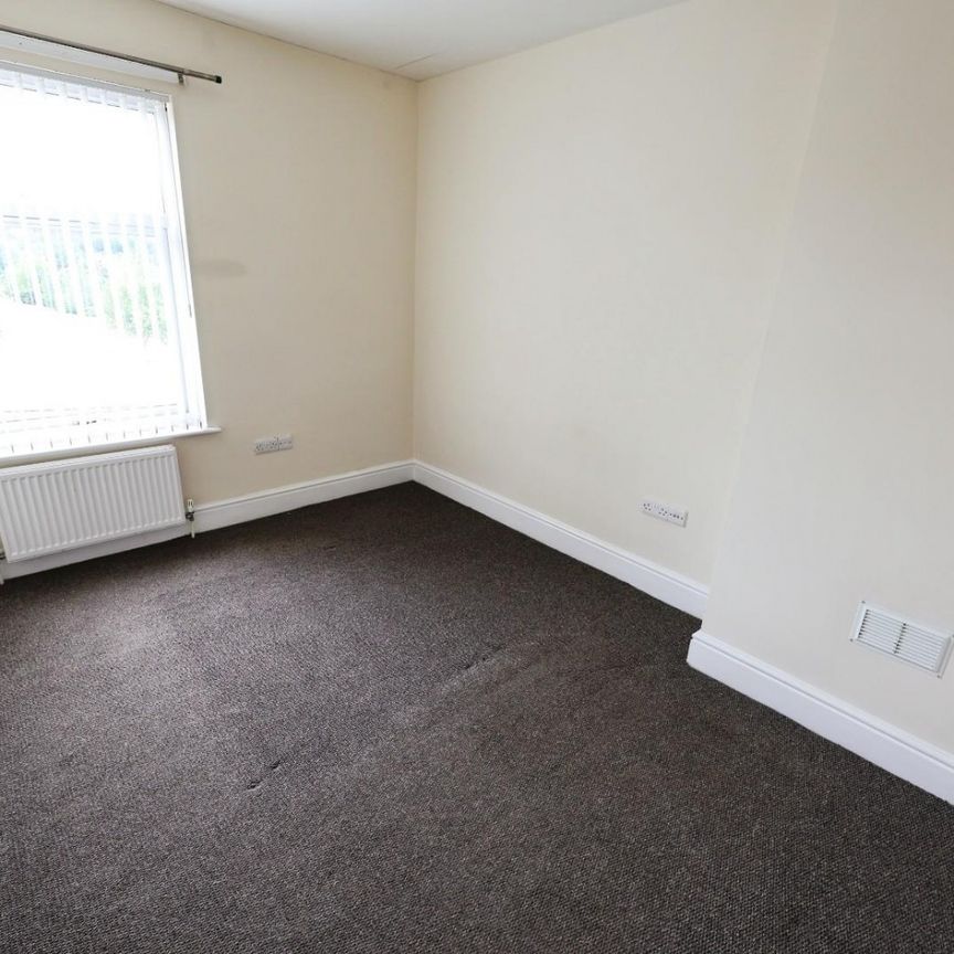3 bedroom House To Let - Photo 1