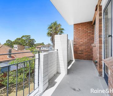 Rennovated and Ready to go - Photo 1