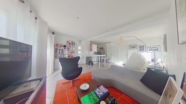 Maison 3 pièces à louer à Talence : le confort moderne avec une touche d'humour ! - Photo 1
