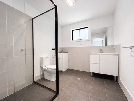 Brand New Duplex Home! - Photo 3