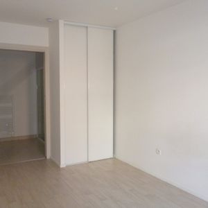 Location Appartement 2 pièces 37m² AMIENS 80000 - Photo 2