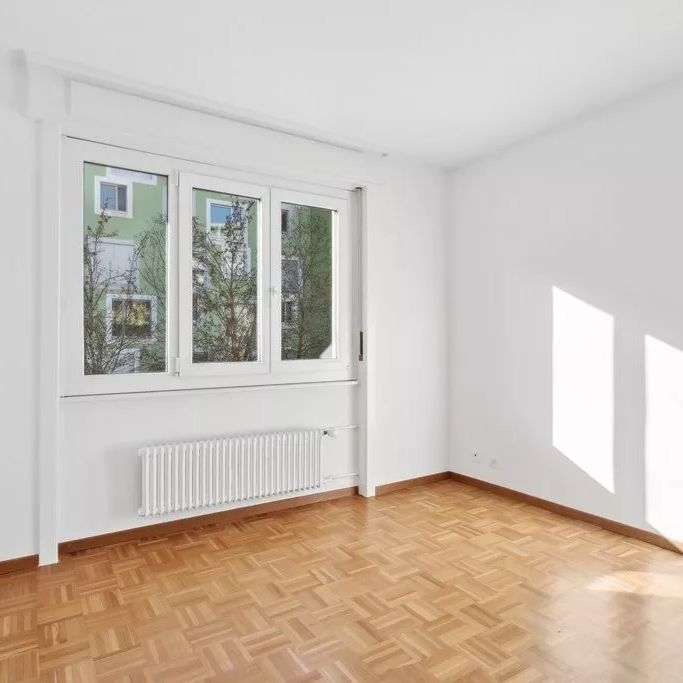 Appartement lumineux de 3.5 pièces avec terrasse, au coeur de Fribourg - Photo 1