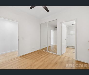 Stylish 1x1 Apartment in the Heart of Leederville! - Photo 5