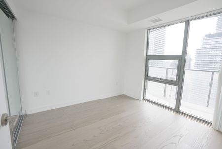 For Lease - 11 Wellesley Street Unit# 2703, Toronto, Ontario - Photo 3