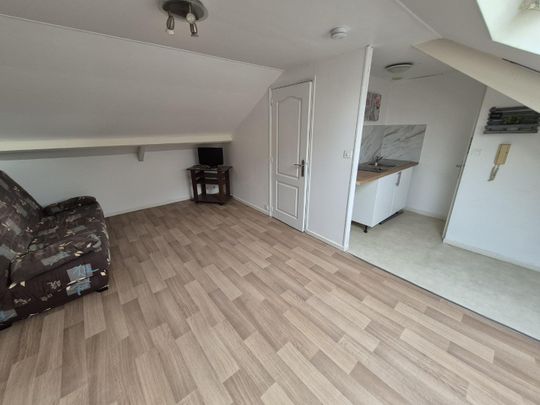 Location Appartement 1 pièce 17m² CAMBRAI 59400 - Photo 1