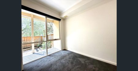 Charming Ground Floor Unit in Prime Templestowe Village Location - Photo 2