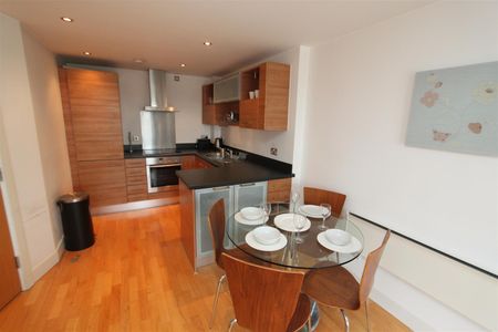 Clarence House, Leeds City Centre, LS10 1LH - Photo 4