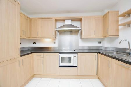 2 bedroom flat to rent - Photo 5